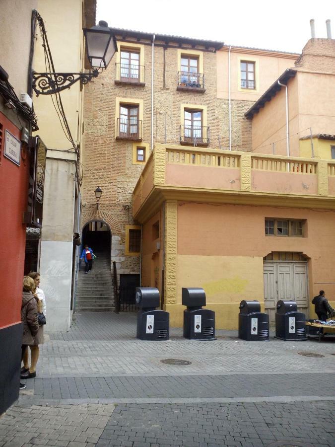 Apartamentos Corazon Del Humedo León Esterno foto